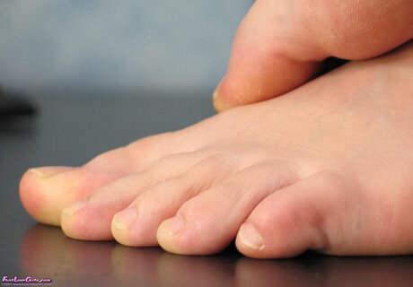 Footlovegirls