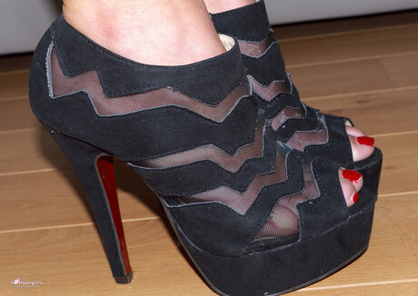 Footlovegirls