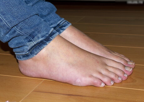 Footlovegirls