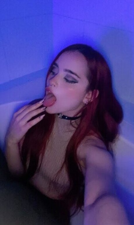 Roxxymora