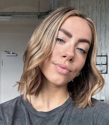 Herstoryfeed
