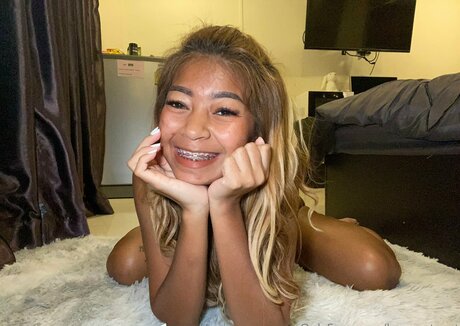 Thai Girls ????????
