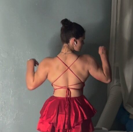 Naakte gelekte OnlyFans-foto van Savliftss