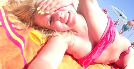 Dagi Bee