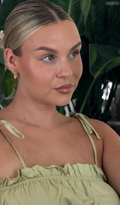 Dagi Bee