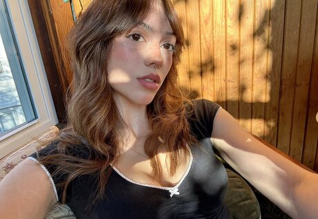 Naakte gelekte OnlyFans-foto van Finseaa