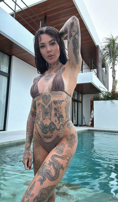 Stefaniexlee