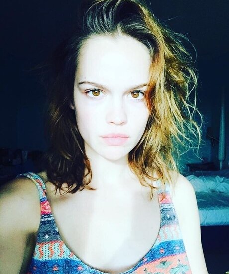 Emilia Schüle