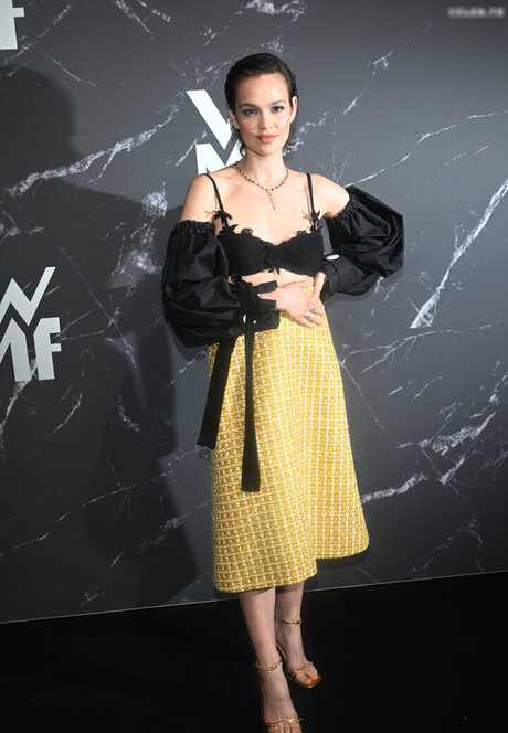 Emilia Schüle