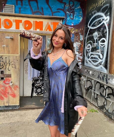 Naakte gelekte OnlyFans-foto van Celina Schacht