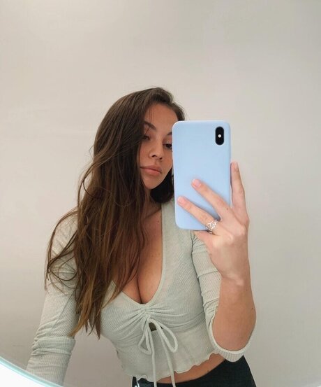 Celina Schacht