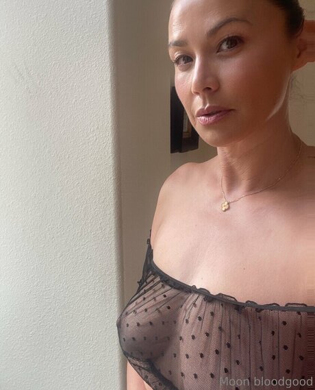 Realmoonbloodgood