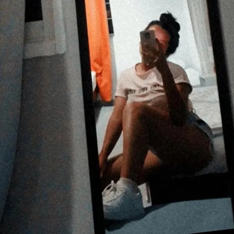 Naakte gelekte OnlyFans-foto van Laura Gomez