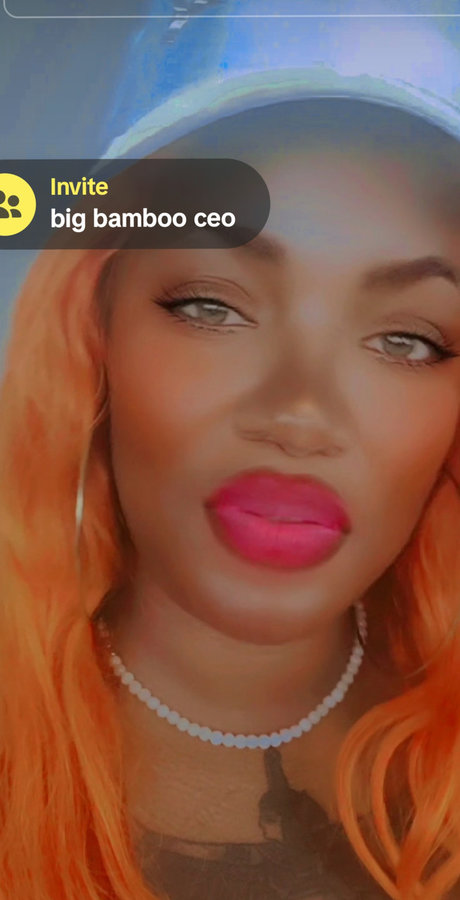 Naakte gelekte OnlyFans-foto van Toya Constant Creator 