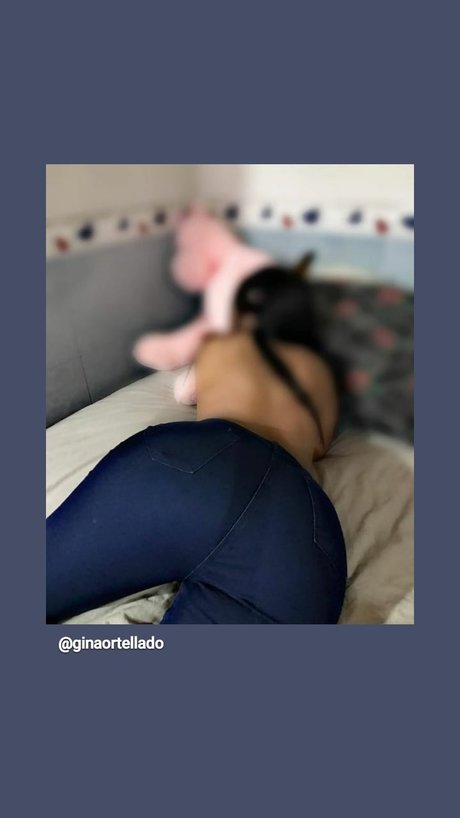 Naakte gelekte OnlyFans-foto van Gindy 