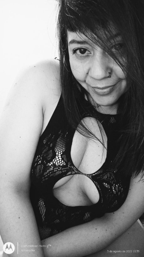 Naakte gelekte OnlyFans-foto van Verito