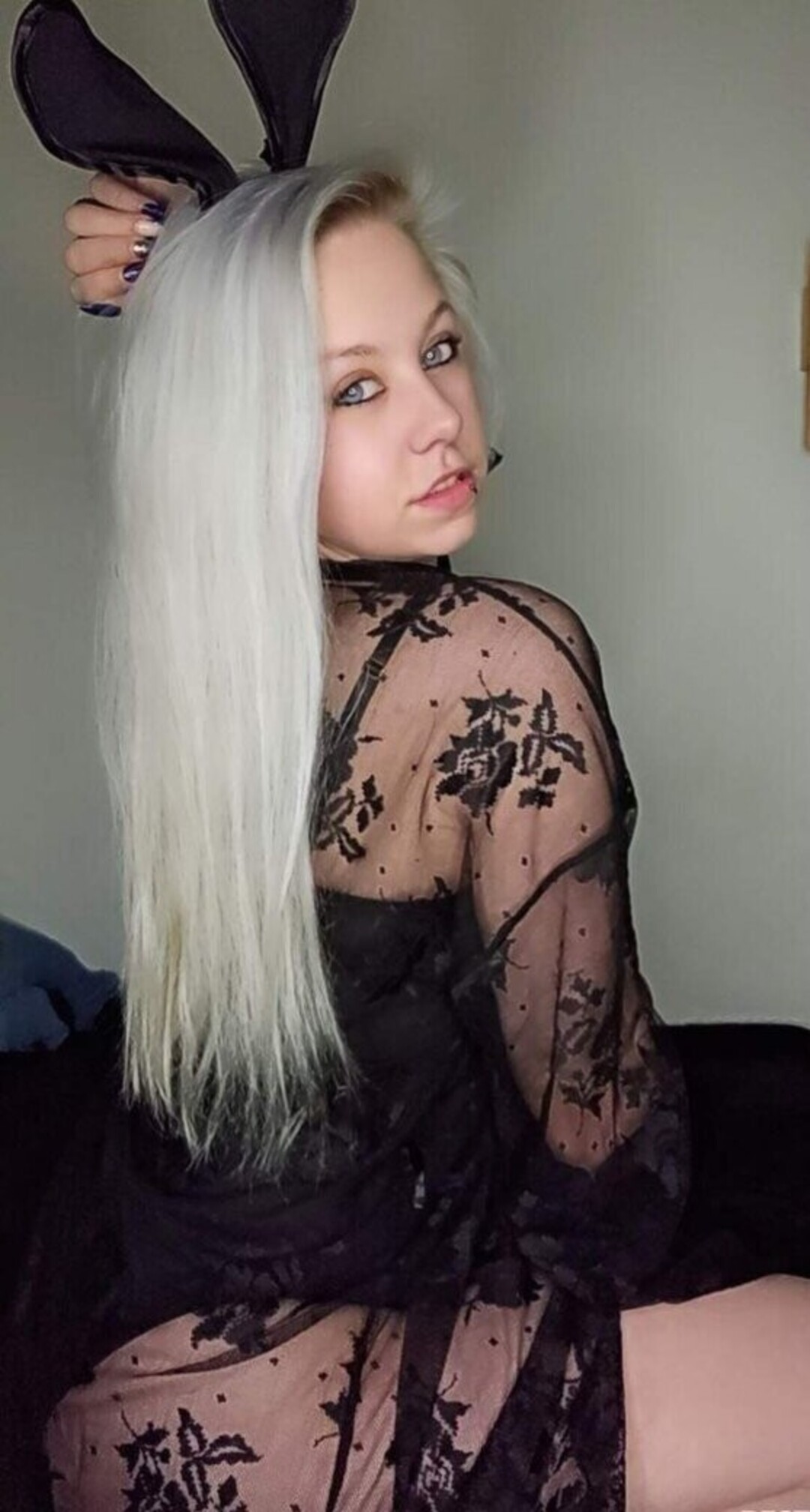 Naakte gelekte OnlyFans-foto van Eiskaltes Miststueck #14 Naakte gelekte OnlyFans-foto van Eiskaltes Miststueck #14