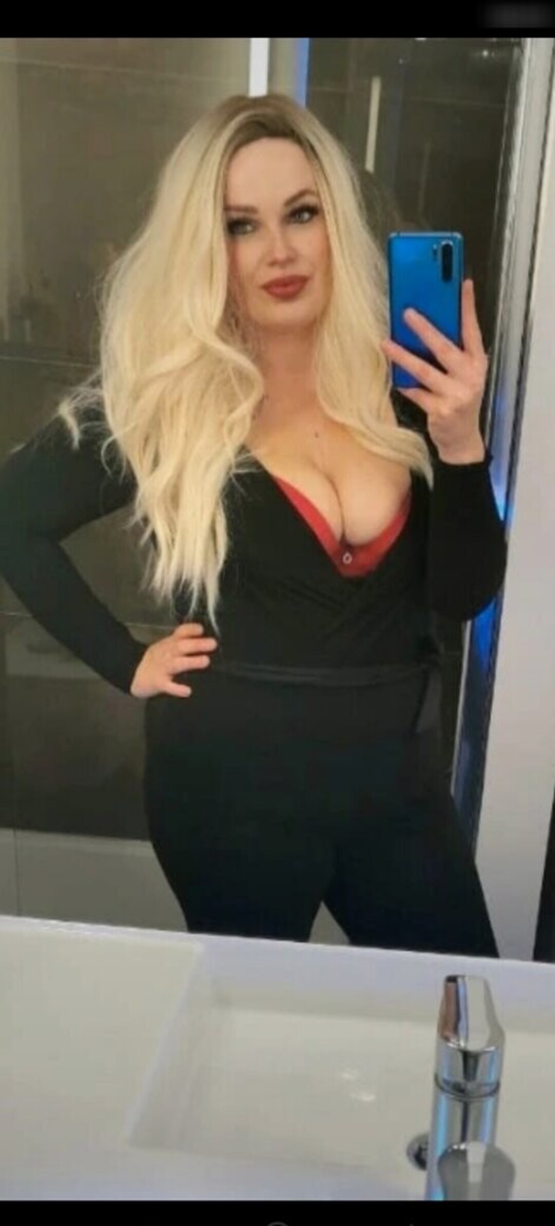 Naakte gelekte OnlyFans-foto van Vintedebay #1201