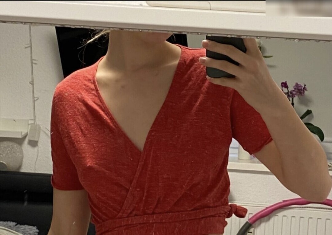 Naakte gelekte OnlyFans-foto van Vintedebay #1572
