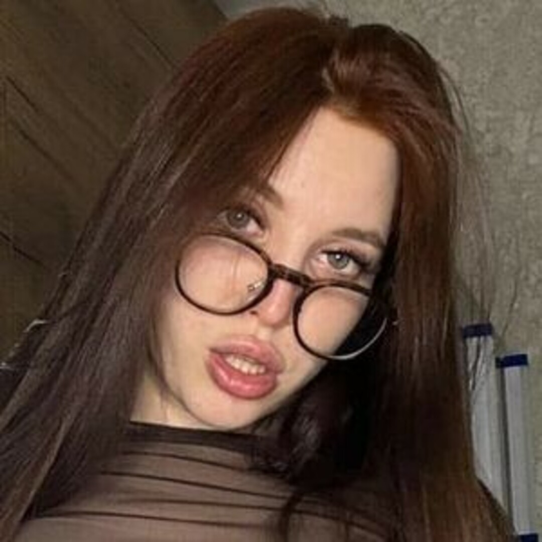 Naakte gelekte OnlyFans-foto van Aminabriz #13 Naakte gelekte OnlyFans-foto van Aminabriz #13