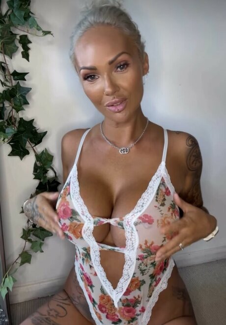 Camilla Jayne