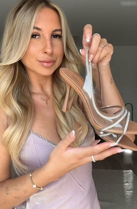 Naakte gelekte OnlyFans-foto van Kristinkbi