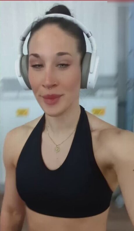 Naakte gelekte OnlyFans-foto van Julethefox