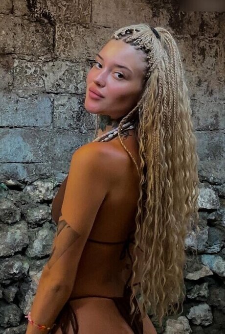 Naakte gelekte OnlyFans-foto van Jill Lange