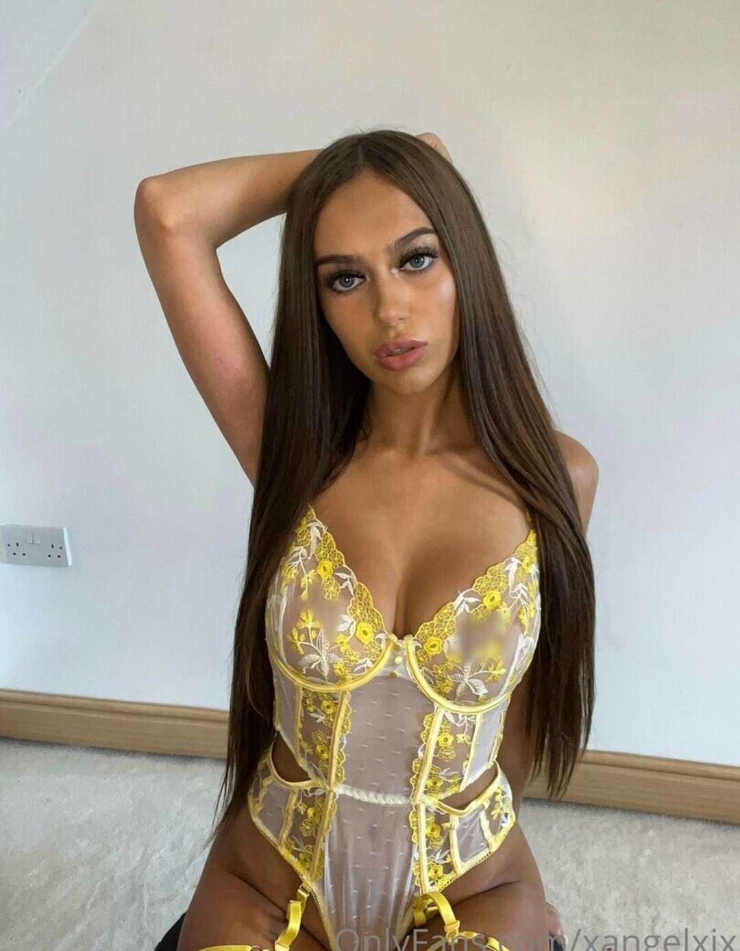 Naakte gelekte OnlyFans-foto van Angelinglisx #28 Naakte gelekte OnlyFans-foto van Angelinglisx #28