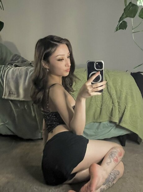Naakte gelekte OnlyFans-foto van Goddessakila