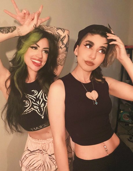 Naakte gelekte OnlyFans-foto van Sailortabbycat
