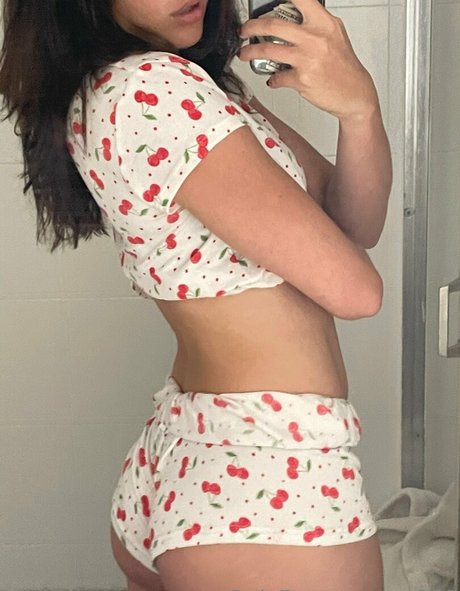 Naakte gelekte OnlyFans-foto van Cielo