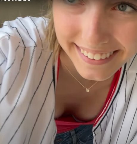 Brooke Isabella