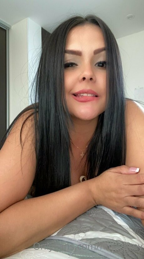 Naakte gelekte OnlyFans-foto van Ninagrey