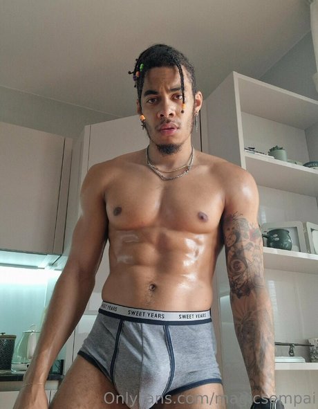 Naakte gelekte OnlyFans-foto van Magicsempai
