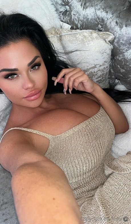 Naakte gelekte OnlyFans-foto van Ayshavipx