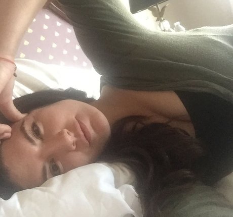 Naakte gelekte OnlyFans-foto van Gina Carano