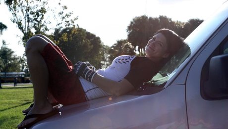 Naakte gelekte OnlyFans-foto van Gina Carano