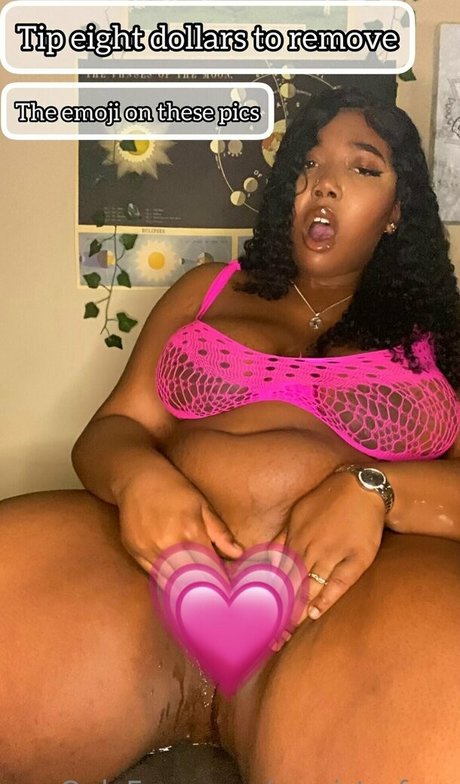 Naakte gelekte OnlyFans-foto van Mysisterfree