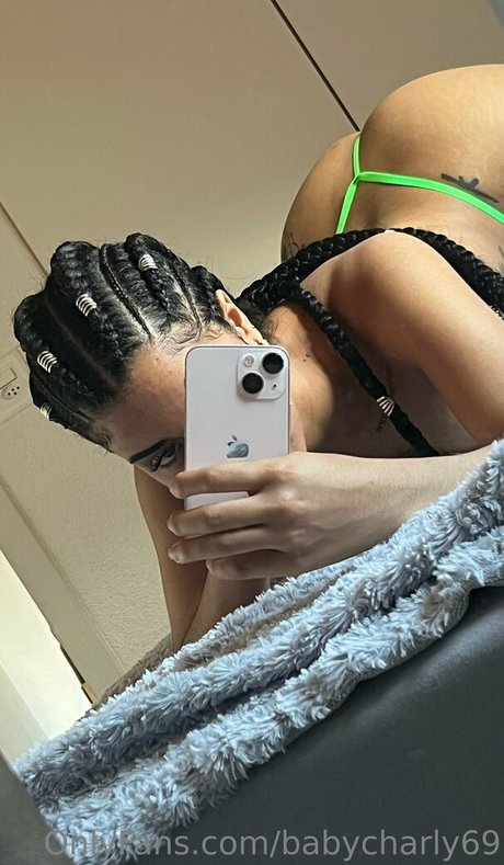 Naakte gelekte OnlyFans-foto van Persone66996