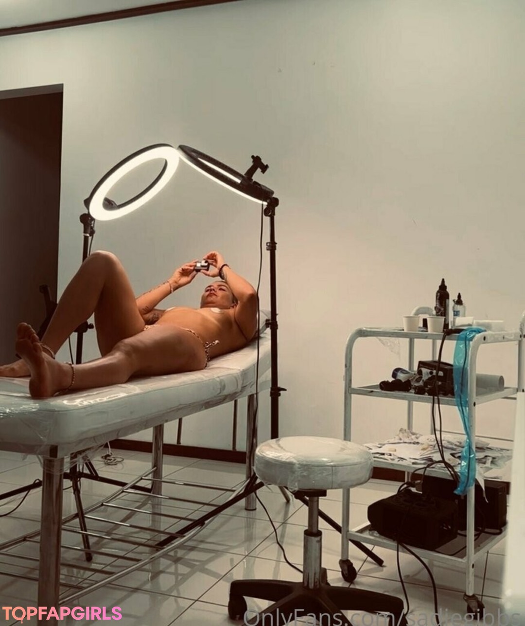 Naakte gelekte OnlyFans-foto van Sadiegibbs #32 Naakte gelekte OnlyFans-foto van Sadiegibbs #32