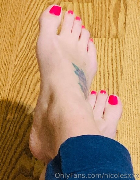Naakte gelekte OnlyFans-foto van Nicolesxxx