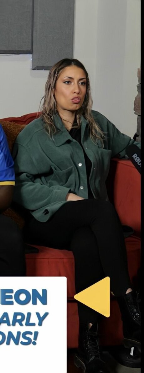 Naakte gelekte OnlyFans-foto van Rana Mohammad