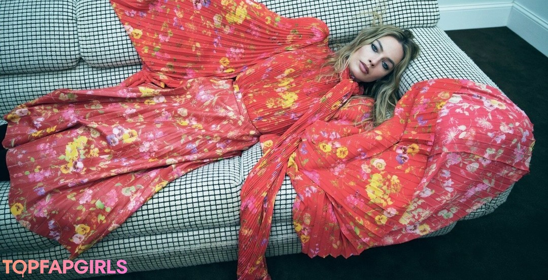 Naakte gelekte OnlyFans-foto van Margot Robbie #1126