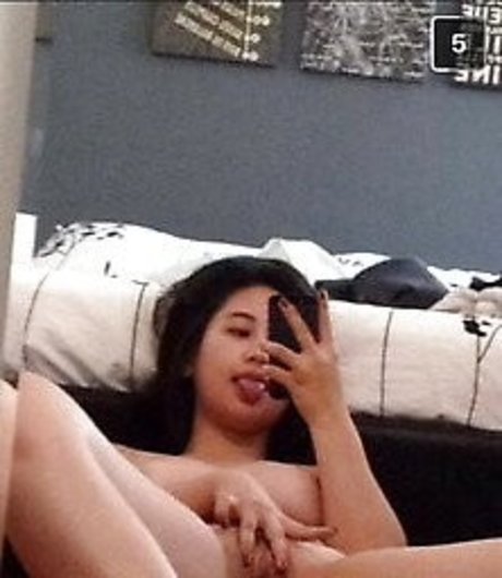 Naakte gelekte OnlyFans-foto van Itsreallysandyhere