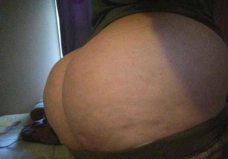Naakte gelekte OnlyFans-foto van Mrms69