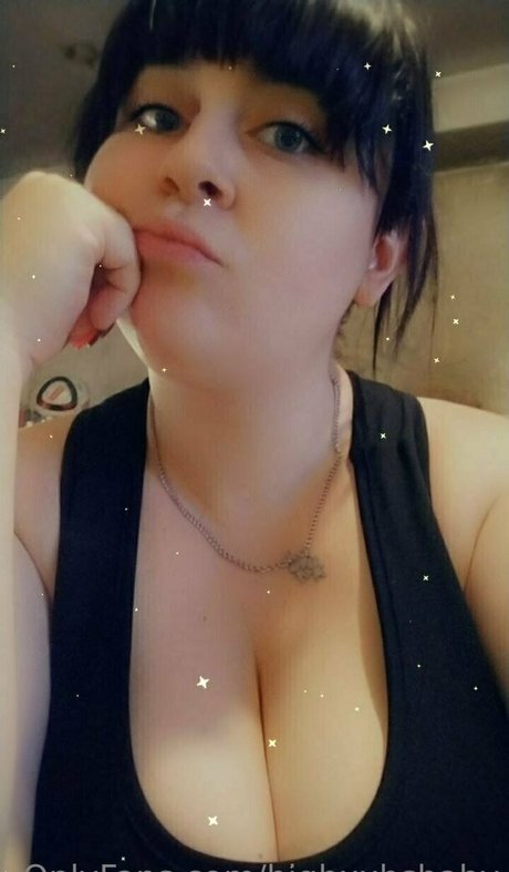 Naakte gelekte OnlyFans-foto van Bigbxxbsbaby