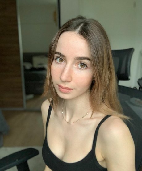 Naakte gelekte OnlyFans-foto van Carmen Santos