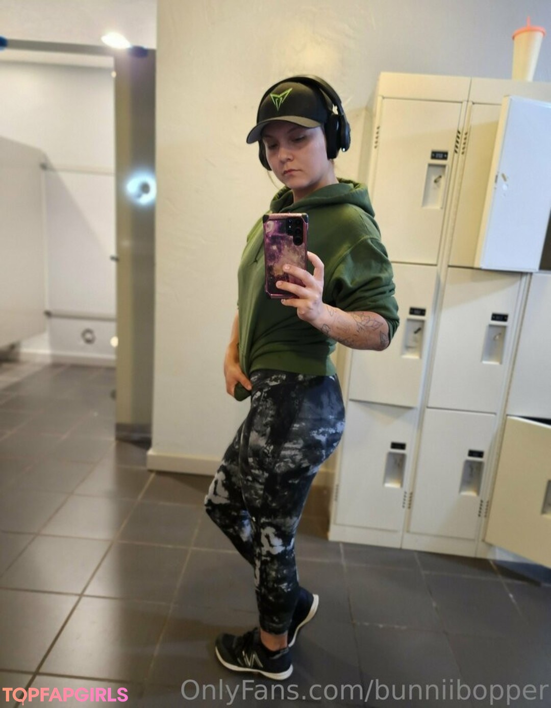 Naakte gelekte OnlyFans-foto van Bunniibopper #4 Naakte gelekte OnlyFans-foto van Bunniibopper #4
