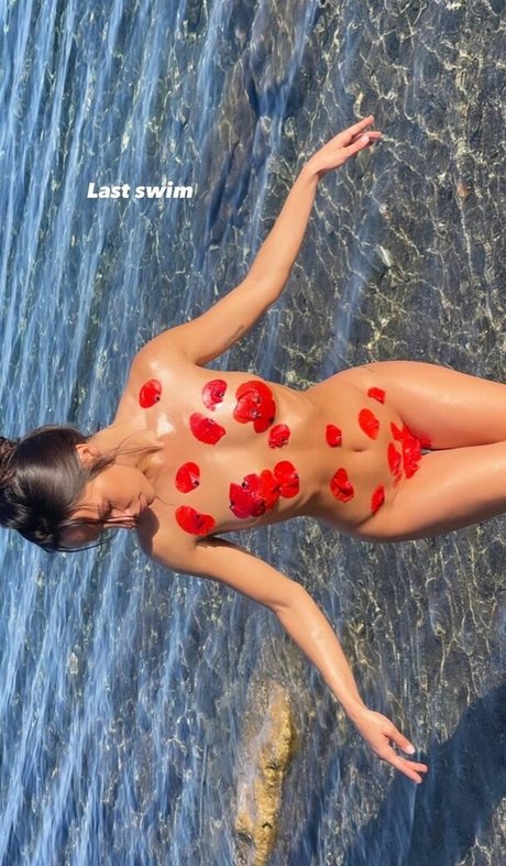 Naakte gelekte OnlyFans-foto van Francesca Pey